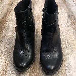 b.o.c. Black Ankle Booties